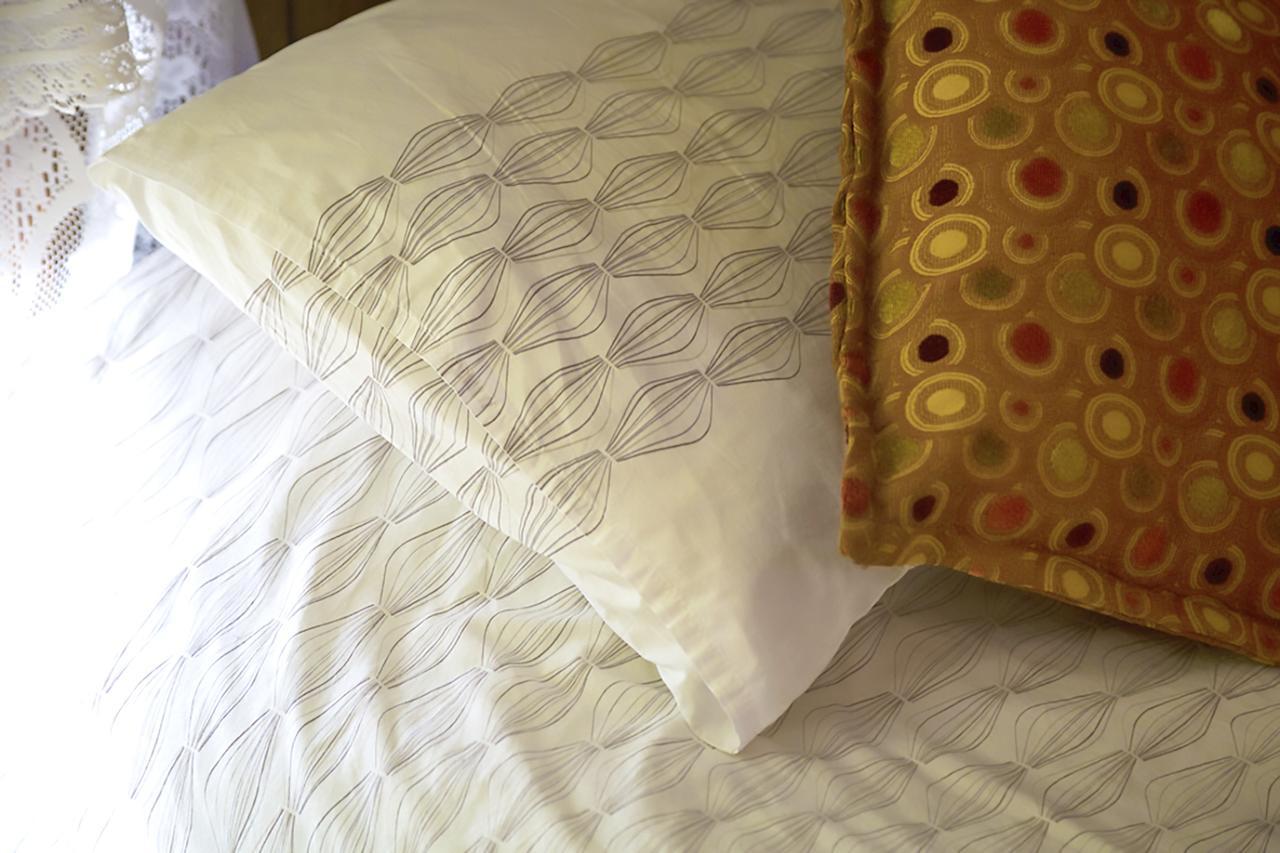 Firefly Bed & Breakfast Линкольн Экстерьер фото