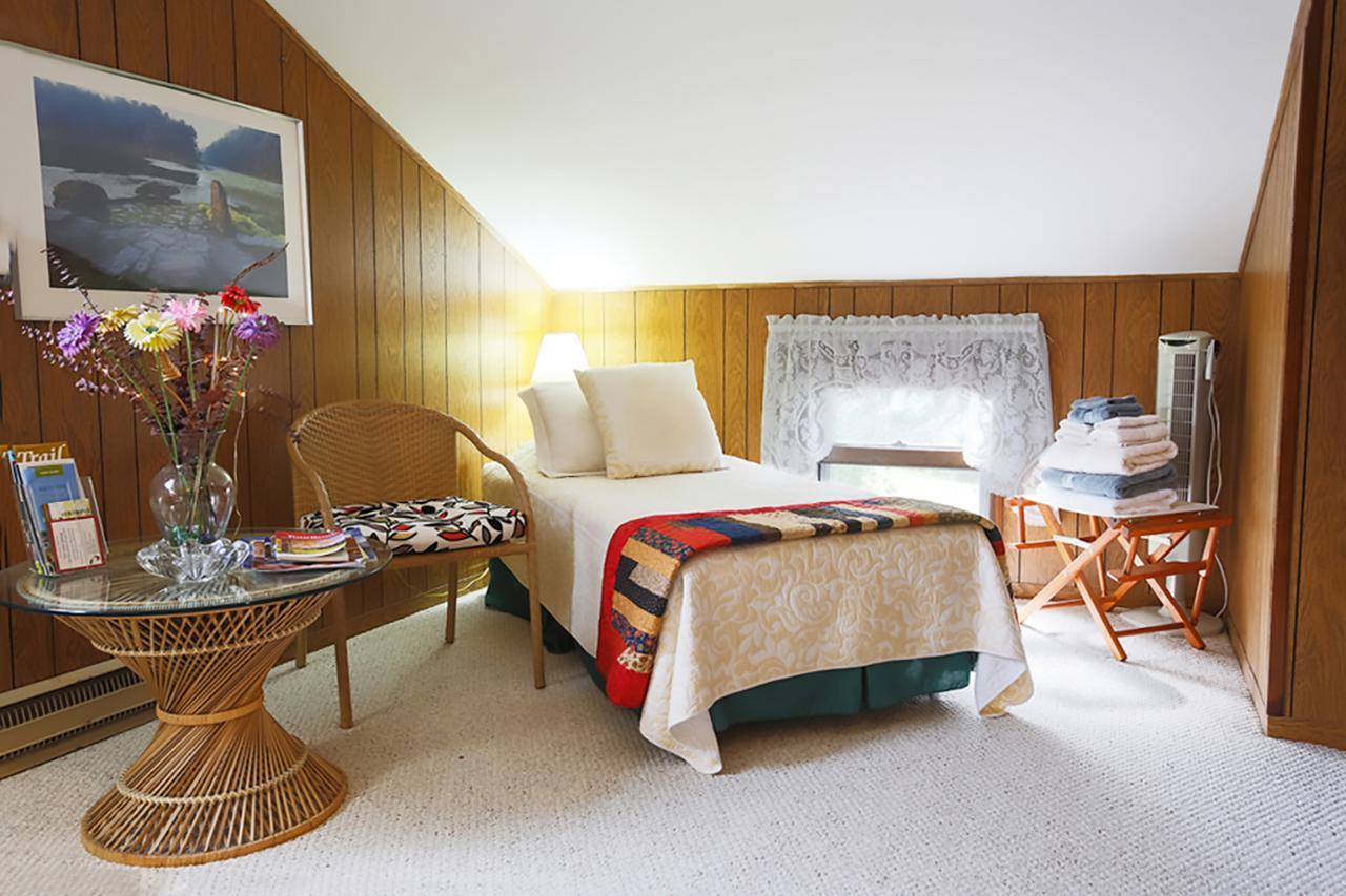 Firefly Bed & Breakfast Линкольн Экстерьер фото